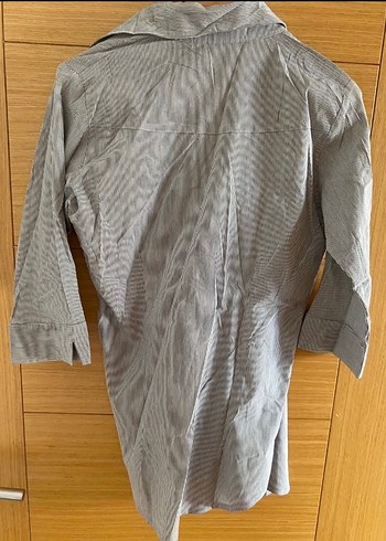 Gri Keten Düğmeli Kadın Gömlek - Görsel 2