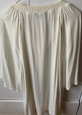 Kadın Beyaz V Yaka Pliseli Keten Bluz - Görsel 2