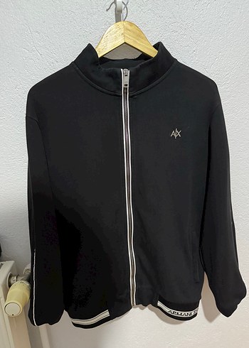 Armani Exchange l