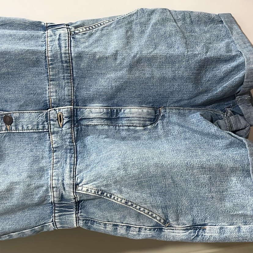 Kadın Mavi Kemerli Denim Kısa Tulum - Görsel 3