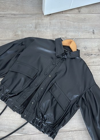 Düğmeli Siyah Deri Kadın Ceket - Görsel 3
