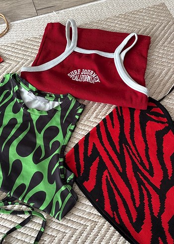 Kırmızı Örgü Mini Atlet - Görsel 2