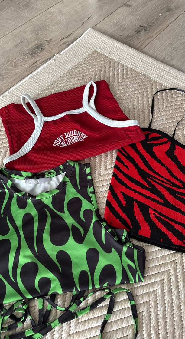 Kırmızı Örgü Mini Atlet - Görsel 3