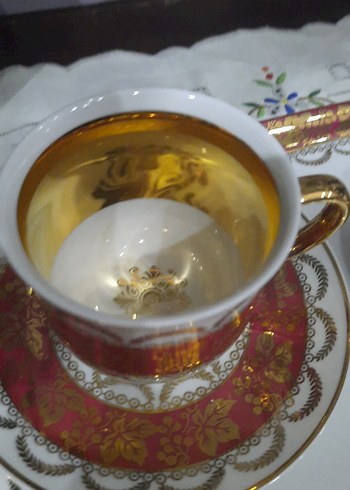 Beyaz ve Altın Detaylı Kahve Fincanı Seti - Görsel 4