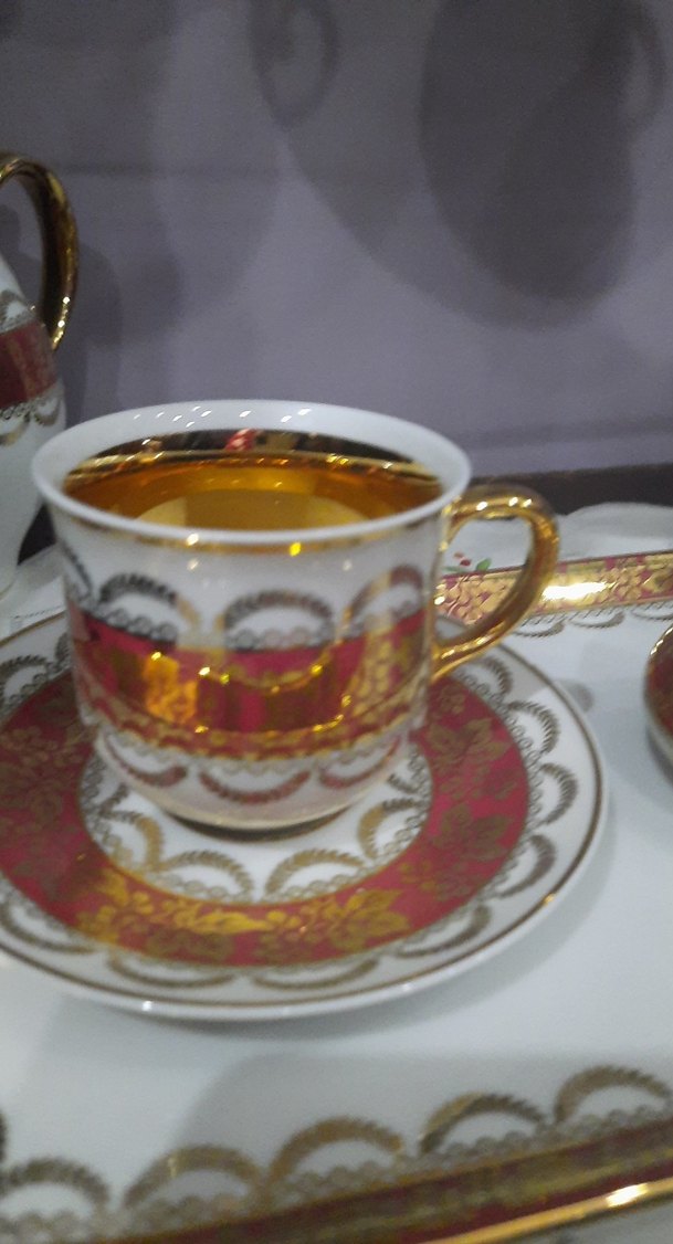 Beyaz ve Altın Detaylı Kahve Fincanı Seti - Görsel 3