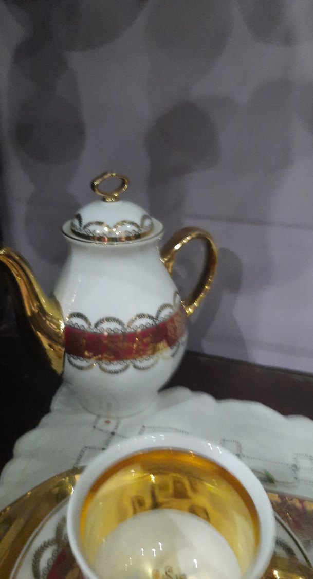 Beyaz ve Altın Detaylı Kahve Fincanı Seti - Görsel 2