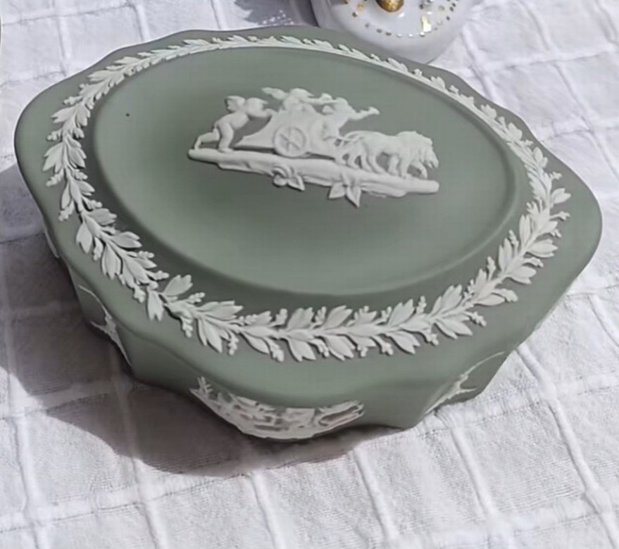 Wedgwood bonbonier - Görsel 3