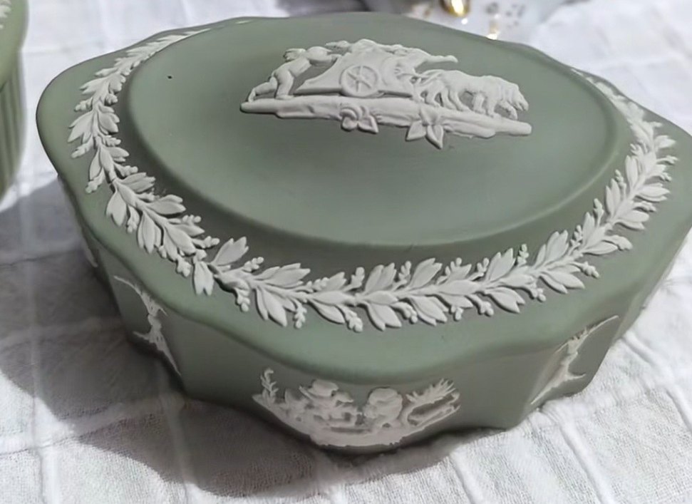 Wedgwood bonbonier - Görsel 2