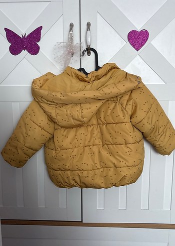 Kapüşonlu Sarı Baskılı Çocuk Mont - Görsel 2