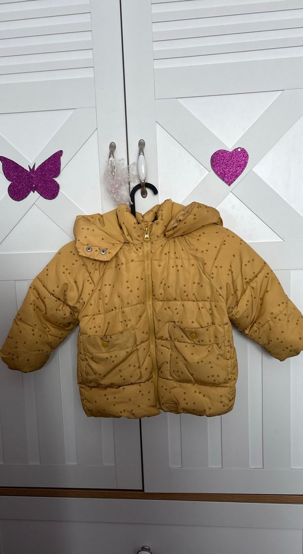 Kapüşonlu Sarı Baskılı Çocuk Mont - Görsel 3