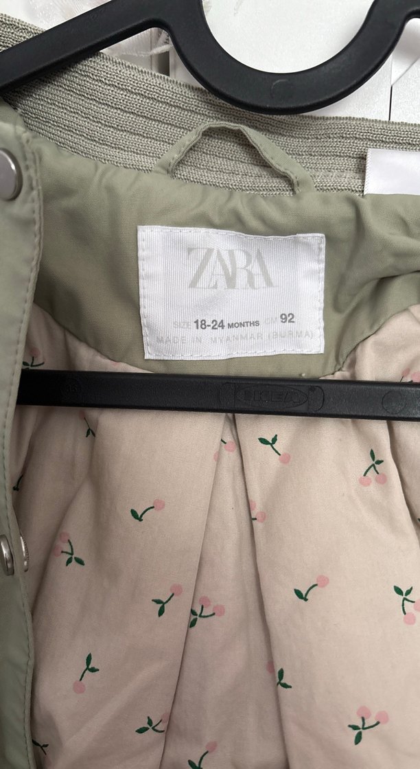 Kız çocuk yeşil Çocuk Düğmeli ve fermuarlı  ara mevsimlik ceket - Görsel 3