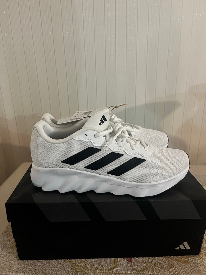 Adidas  Spor Ayakkabı - Görsel 2