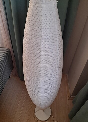 Ikea yer lambası 