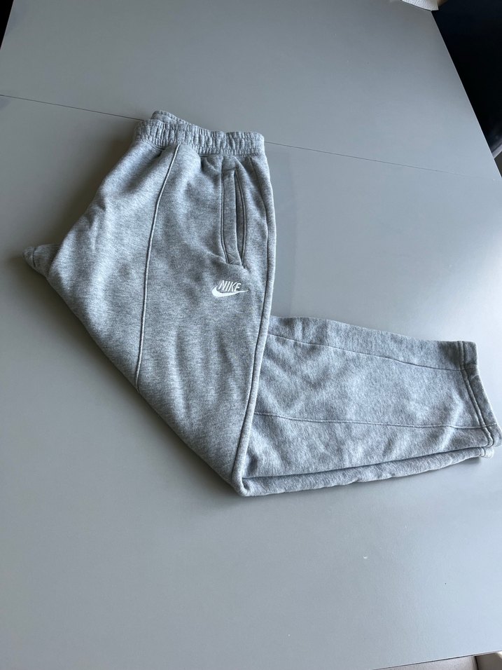 Nike Sportswear Trousers - Görsel 3