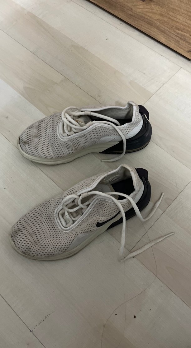 Gri Beyaz Nike Kadın Spor Ayakkabı Velcro - Görsel 2