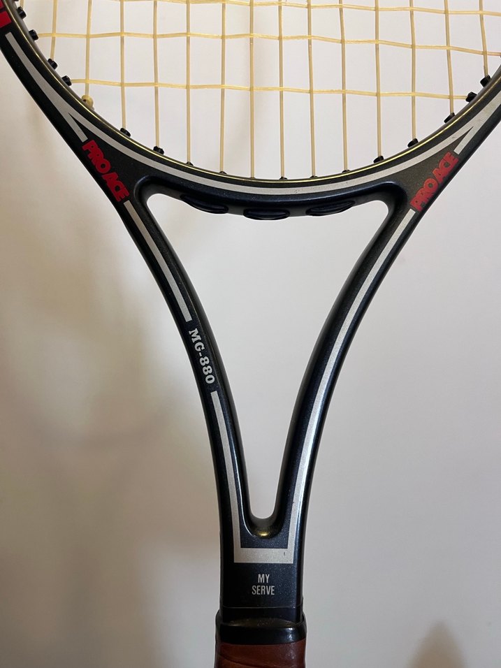 Kahverengi Saplı Koyu Tenis Raketi - Görsel 2