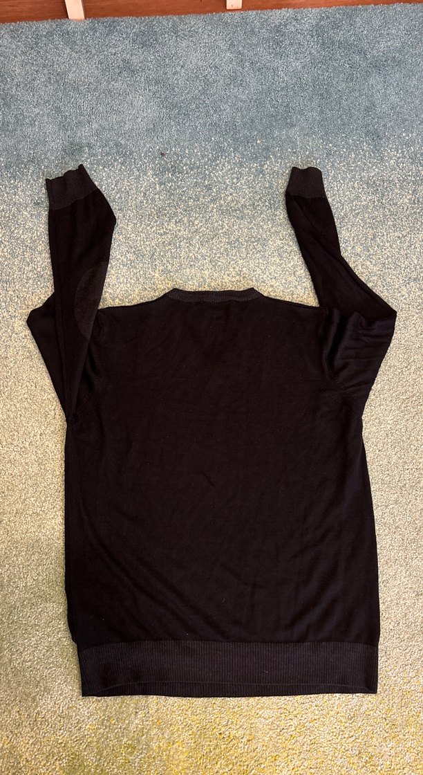 Erkek Kiğılı Siyah V Yaka Triko Kazak - Görsel 2