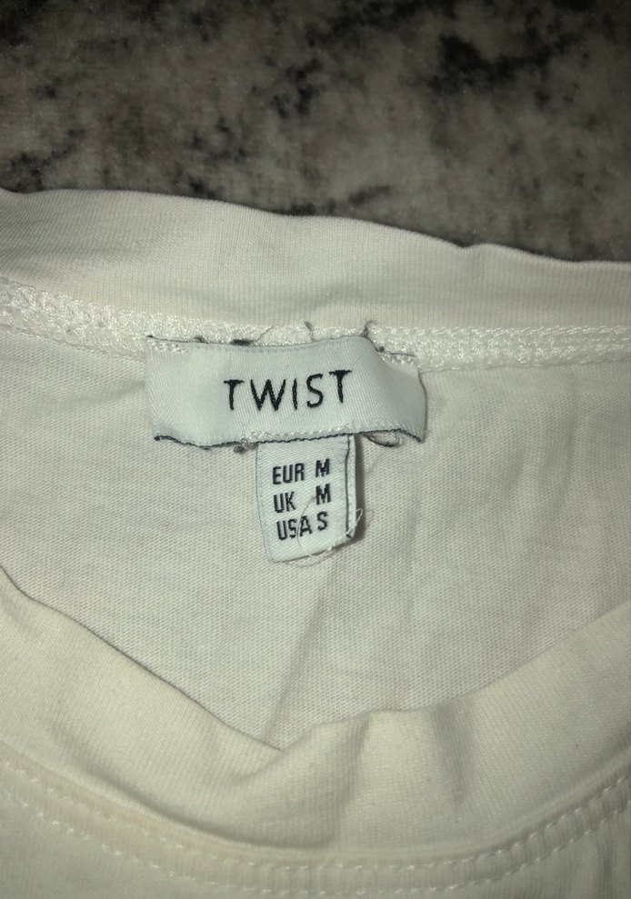 Kısa Kollu, Kuşaklı Beyaz Kadın Bluz M beden - Görsel 3