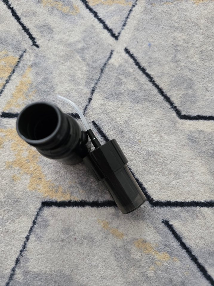 Beyaz siyah parfüm Şişesi - Görsel 5