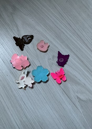 7 adet çeşitli toka taç veya masaya yapıştırıla bilen figürler - Görsel 8