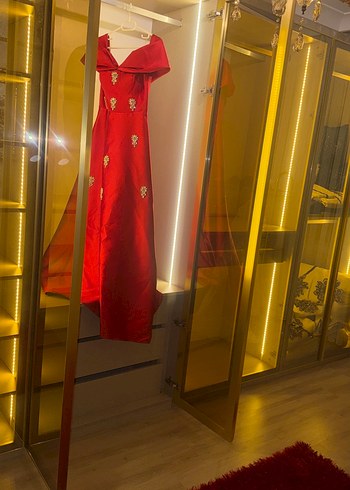 Kırmızı Drapeli Uzun Kadın Abiye - Görsel 2