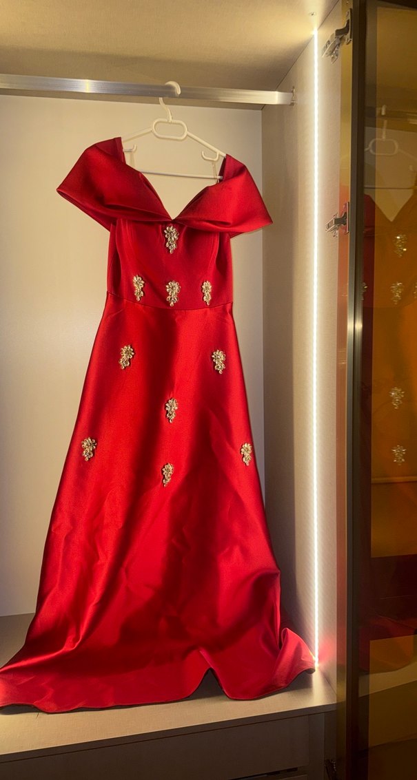 Kırmızı Drapeli Uzun Kadın Abiye - Görsel 5