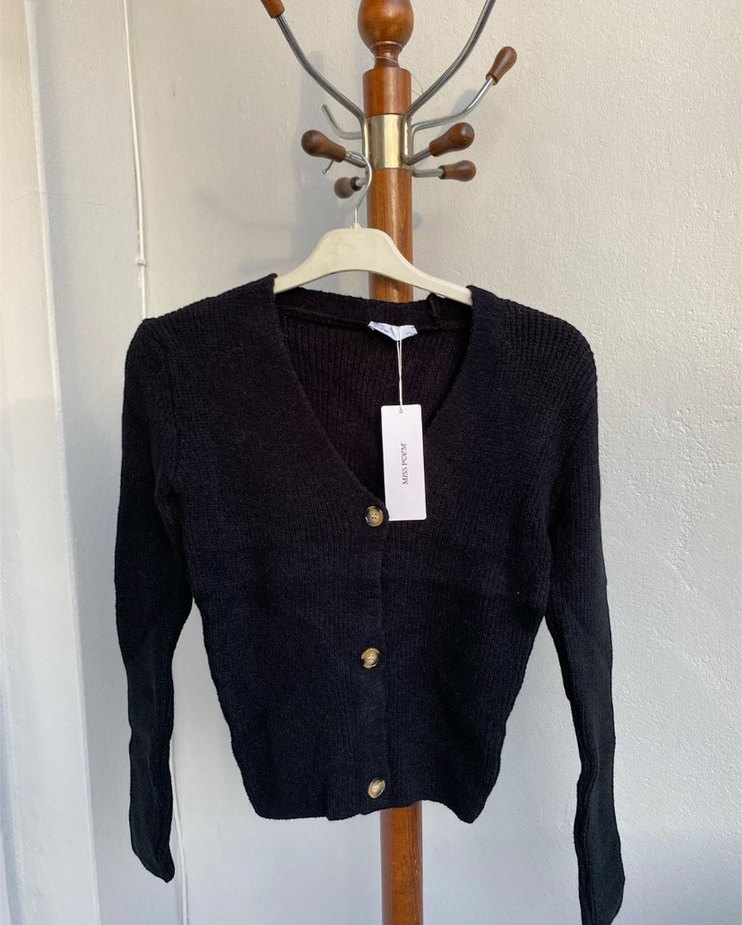 Düğmeli Bej Midi Kadın Hırka - Görsel 3