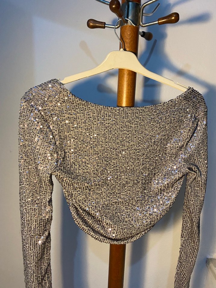 Gri Drapeli Mini Bluz, Uzun Kollu, Teknolojik Kumaş - Görsel 2