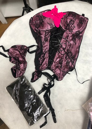 Siyah-Pembe Nakışlı Jatiyer Takım - Görsel 4