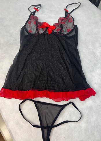 Kırmızı Nakışlı Gotik İp Askılı Kadın Gecelik - Görsel 3