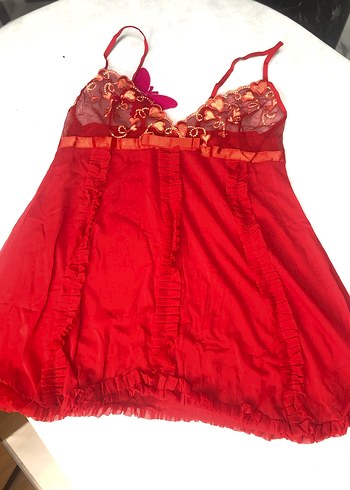 Kırmızı Nakışlı Mini İnce Askılı Gecelik - Görsel 3