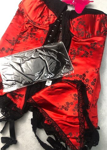 Kırmızı Dantel İşlemeli Jartiyer Takım - Görsel 3