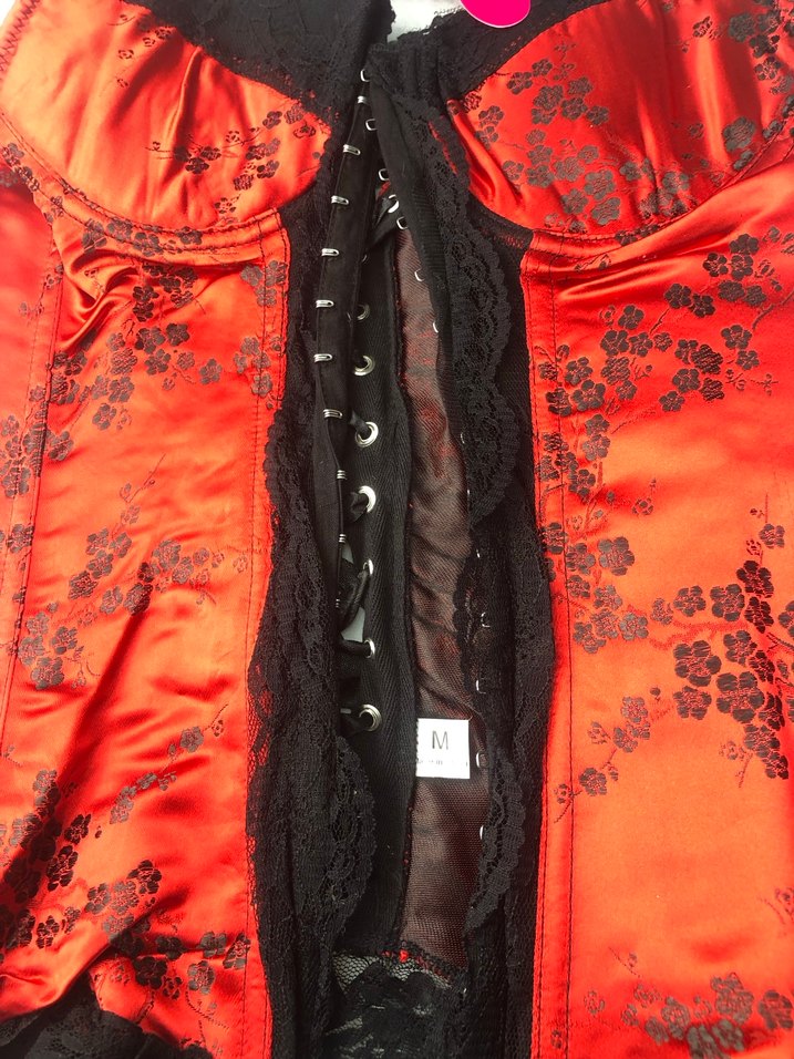 Kırmızı Dantel Detaylı Gotik Straplez Büstiyer - Görsel 2