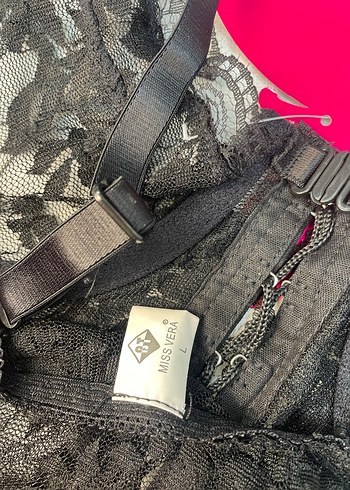 Siyah Dantelli Gotik Straplez Büstiyer - Görsel 4