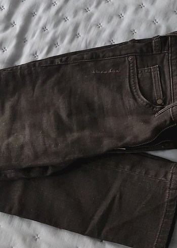 Kadın Siyah Yırtık Dar Kesim Kot Pantolon - Görsel 2