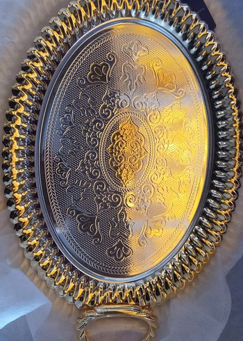 Altın Renkli Parlak Tepsi Seti - Görsel 3