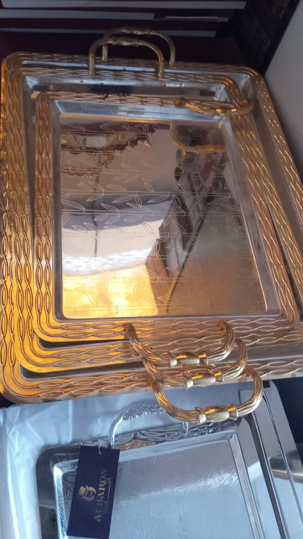 Altın Renkli Parlak Tepsi Seti - Görsel 2