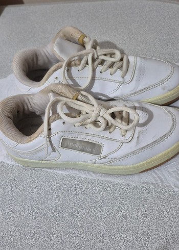 Beyaz Spor Ayakkabı - Görsel 4