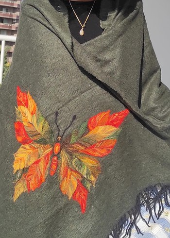 El Yapımı Keçe İşlemeli Kadın Bohem Şal - Görsel 2