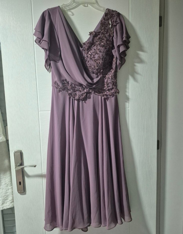 Mor Uzun Kollu Nakışlı Kadın Abiye Elbise - Görsel 3