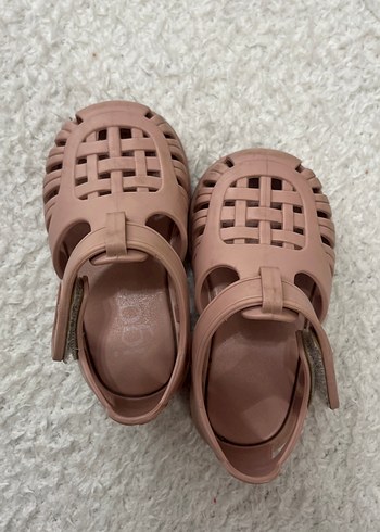 İğne 20 numara Kız Çocuk Bej Tokalı Sandalet - Görsel 3