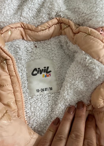 Kız Çocuk Bej Kürklü Mont - Görsel 3