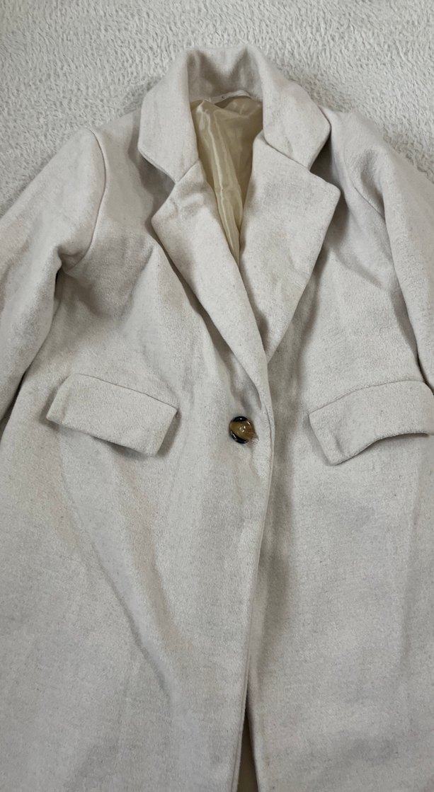 Bej Keten Kadın Uzun Düğmeli Kaban - Görsel 2