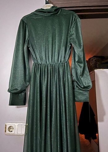 Uzun Kollu Yeşil Abiye - Görsel 5