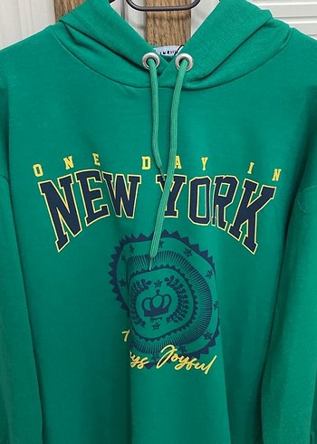 Renkli Baskılı Yeşil Kapüşonlu Sweatshirt - Görsel 2