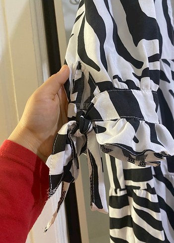 Zebra Desenli Uzun Kollu Uzun Elbise - Görsel 2