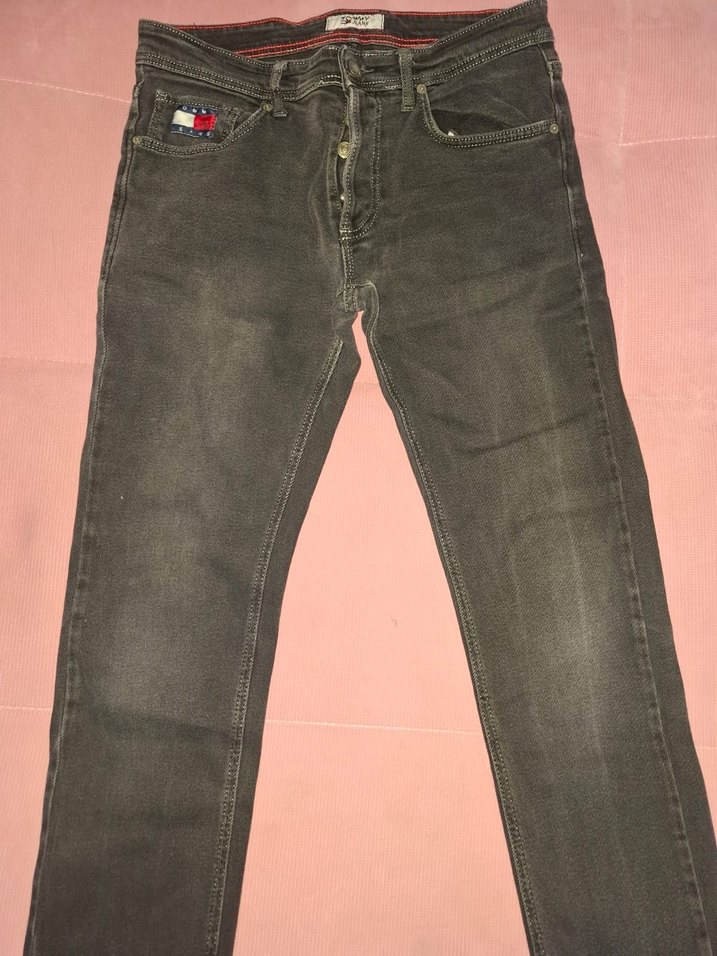 Tommy Jeans Gri Düğmeli Erkek Denim Pantolon - Görsel 2