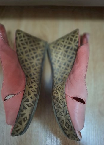 Pembe Dolgu Topuklu Kadın Sandalet - Görsel 3