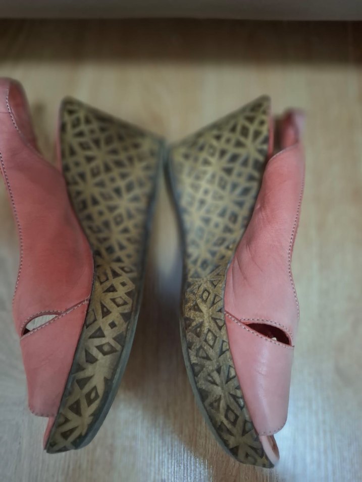 Pembe Dolgu Topuklu Kadın Sandalet - Görsel 3