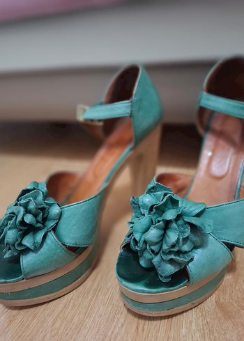 Fırfırlı Turkuaz Platform Topuklu Kadın Sandalet - Görsel 3